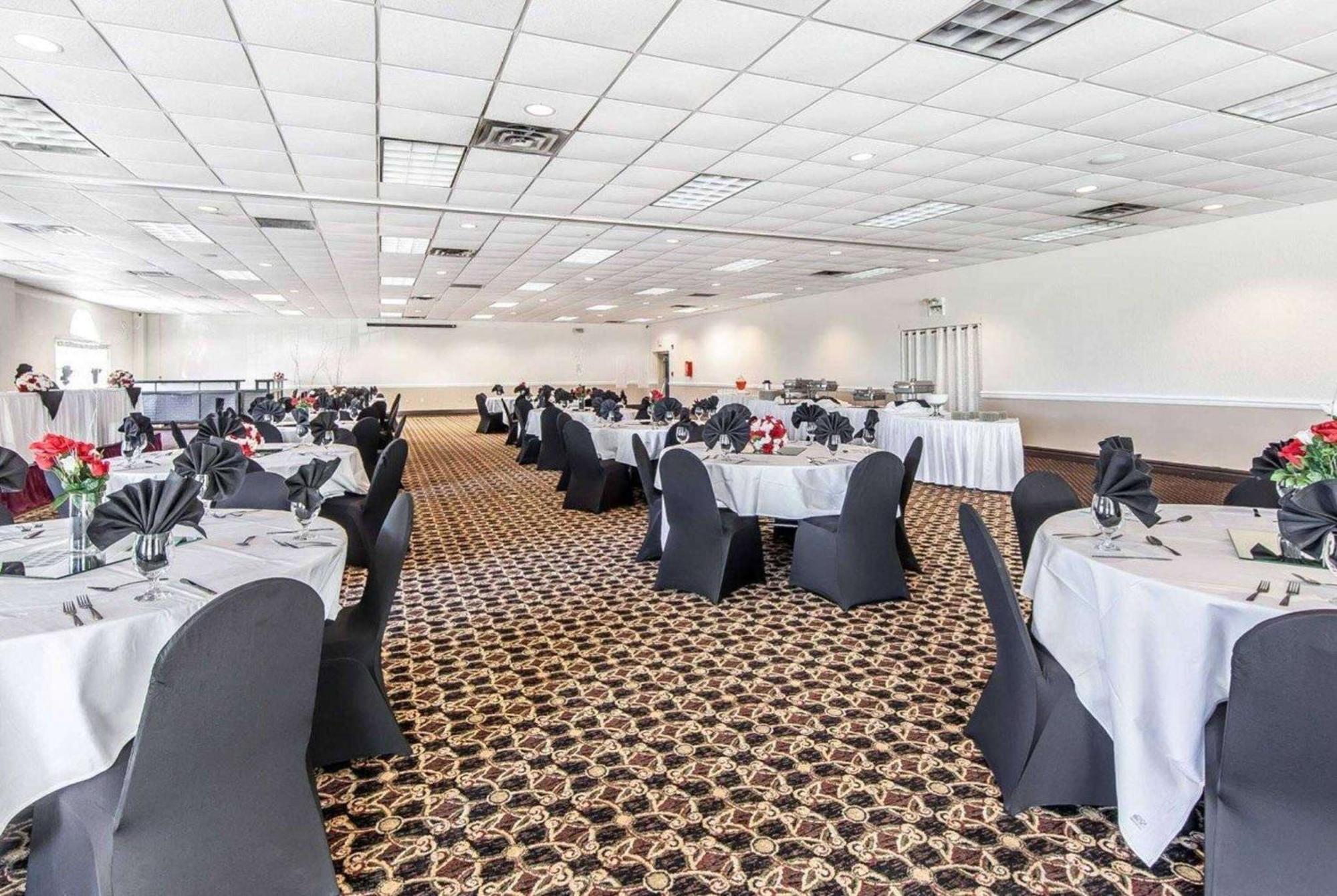 Wingate By Wyndham Marietta Conference Center Ohio Hotel Eksteriør billede